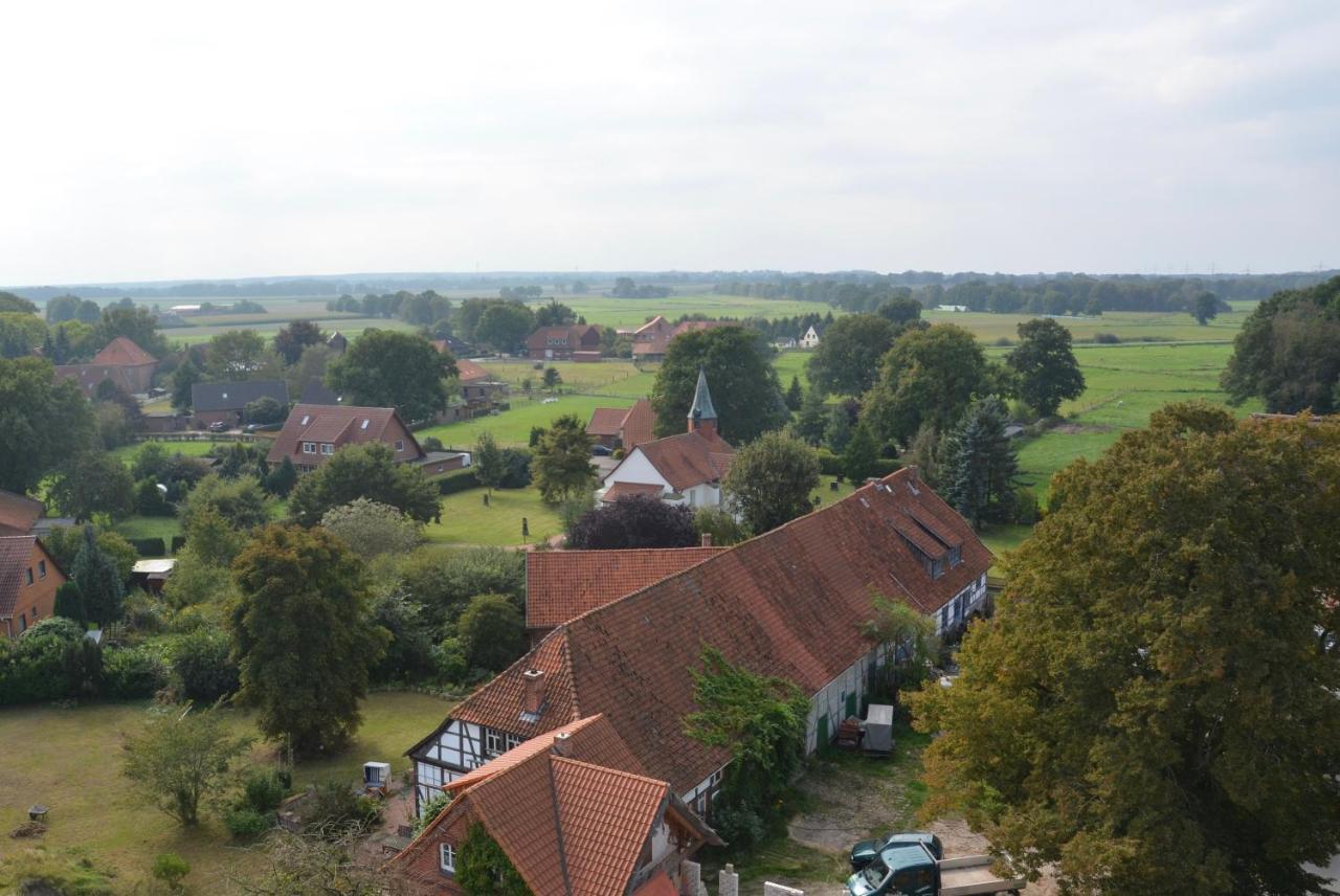 Ferienwohnung Im Edelhof Neustadt am Rübenberge Exterior foto